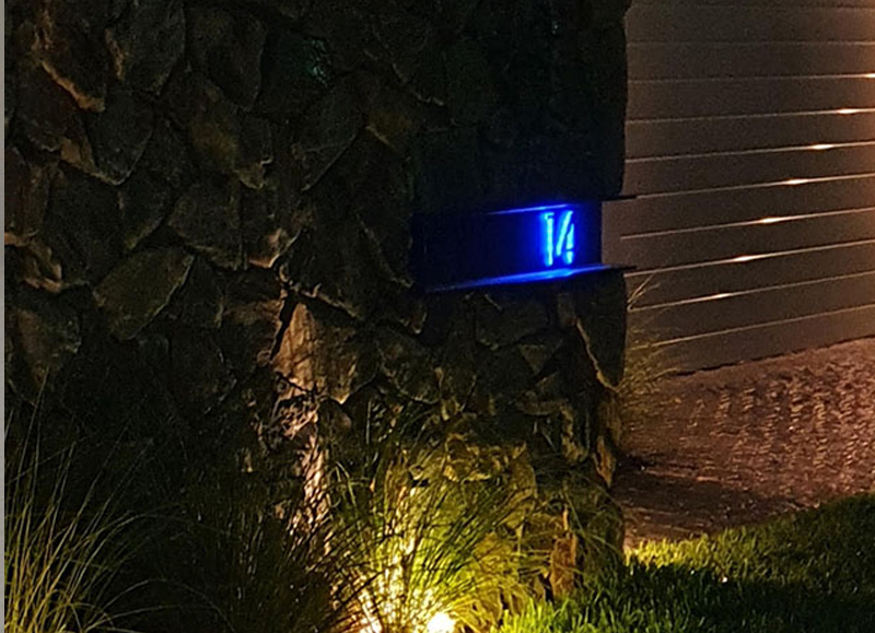 Modern 8″ / 20CM Backlit LED House Numbers