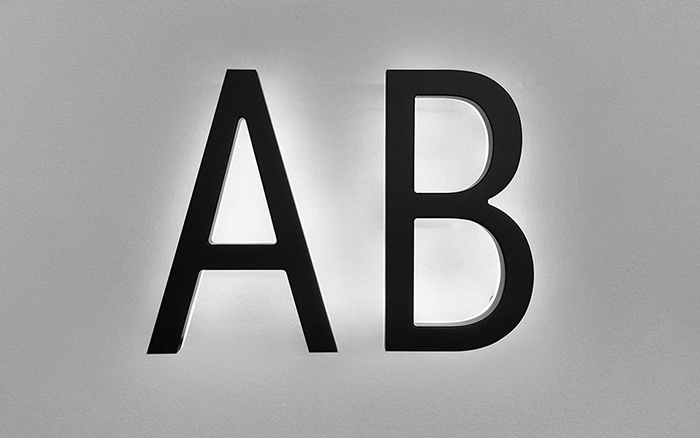 Modern Lighted Black House Letters 5″ / 12CM